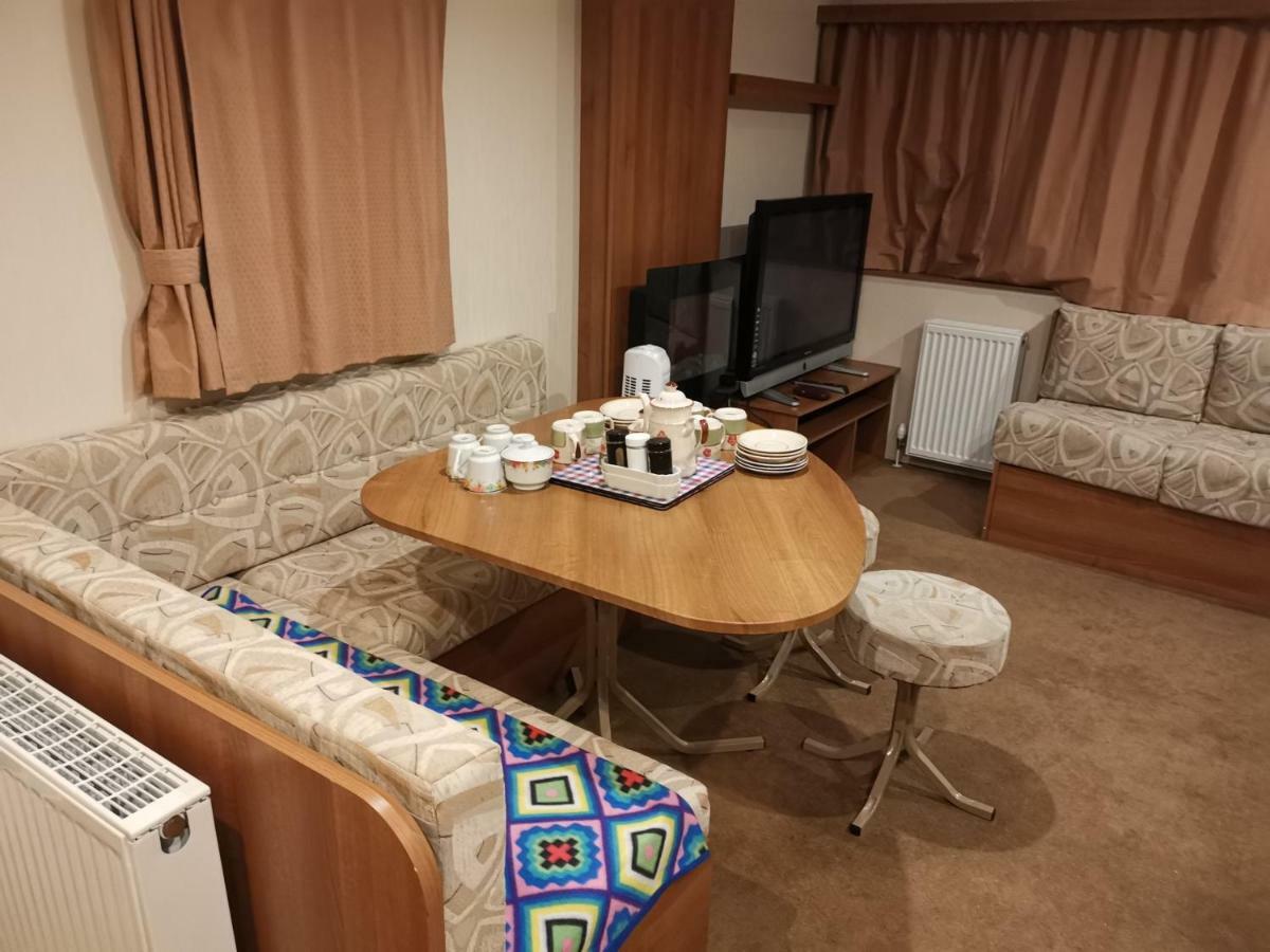 Caledonian Caravan Jaywick Sands Exterior photo